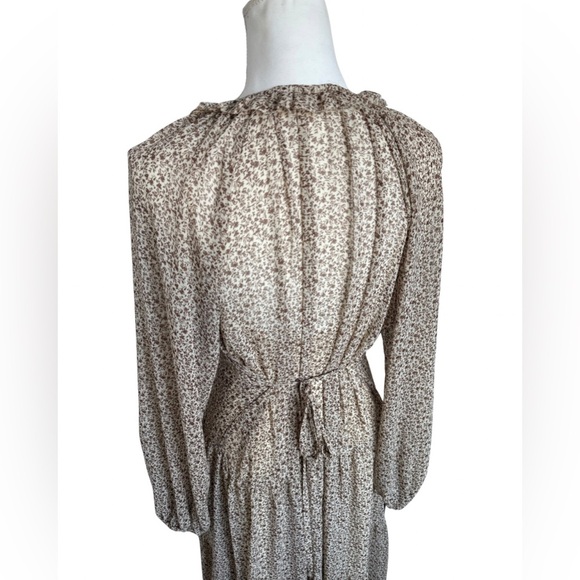 ASTR The Label Floral Brown Long Sleeve Maxi | MEDIUM - Picture 4 of 8